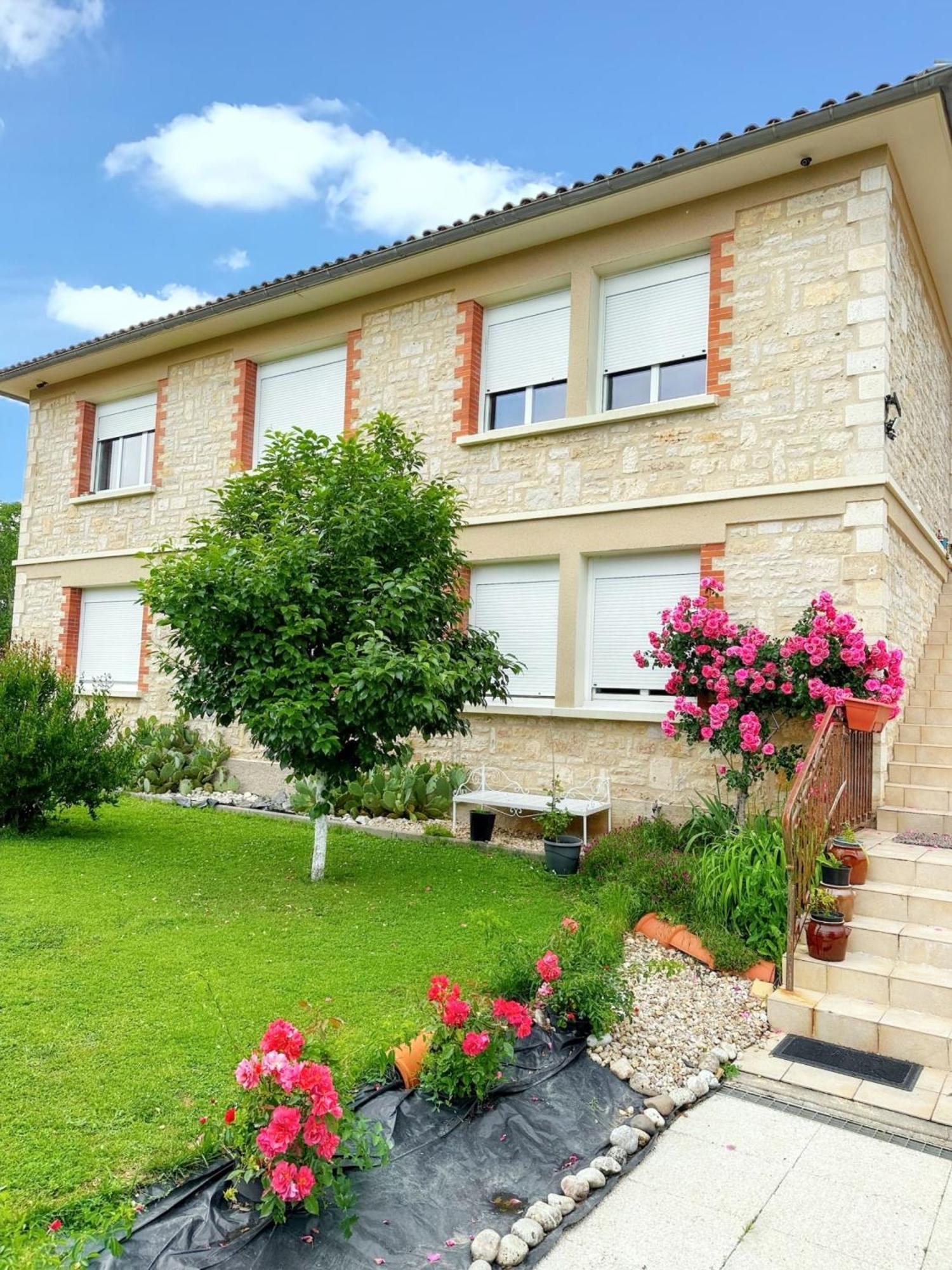 Appartement Charmant A Toulonjac Avec Jardin Et Terrasse 110 M² Exterior foto